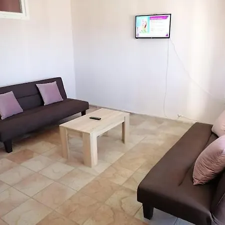 דירה Vana
